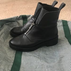Black leather Zara boots size 7